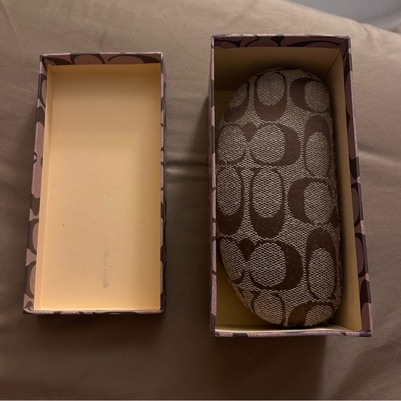 Coach box and glasses case - Picture 5 of 6